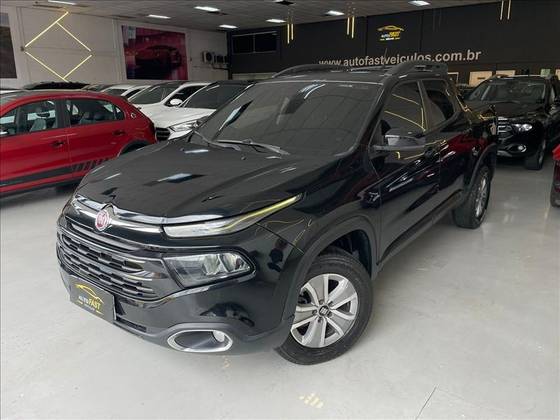 FIAT TORO 1.8 16V EVO FLEX FREEDOM AT6 FIAT TORO 1.8 16V EVO FLEX FREEDOM AT6